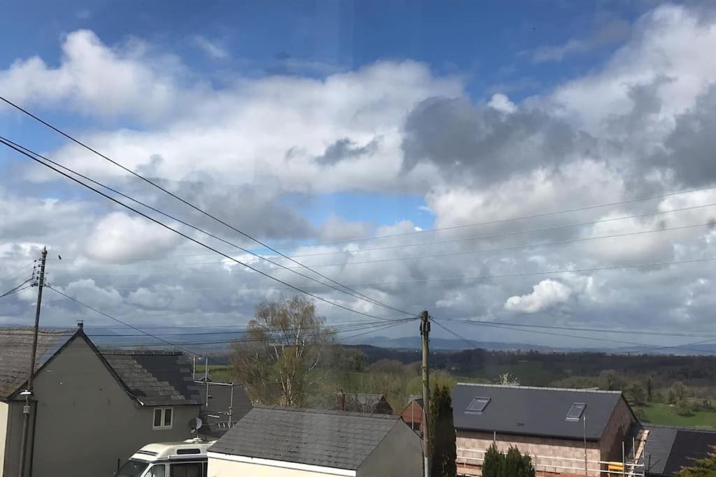 Lydbrook Cheerful Two Bedroom Cottage In The Forest Of Dean מראה חיצוני תמונה
