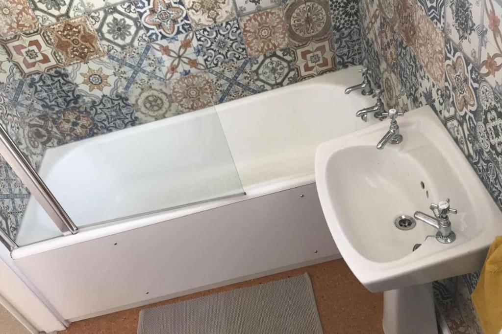 Lydbrook Cheerful Two Bedroom Cottage In The Forest Of Dean מראה חיצוני תמונה
